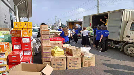 不朽情缘之家员工商户同舟共济 援助河南灾区一线